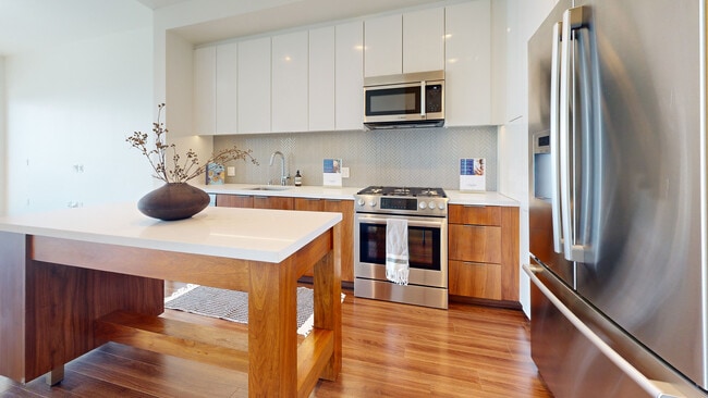 Interior Photo - Vision on Wilshire