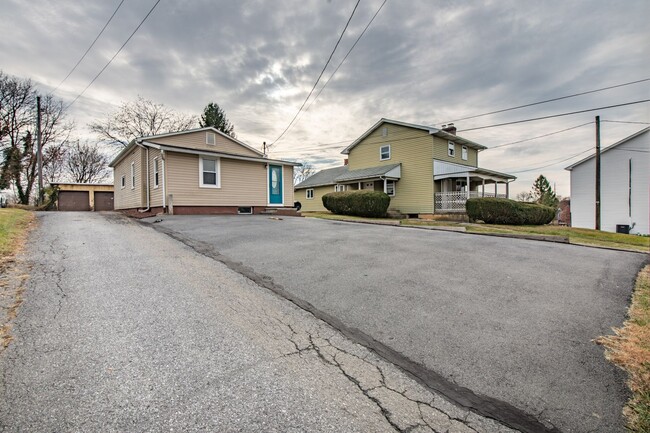 Foto del edificio - Adorable 3-Bedroom Ranch