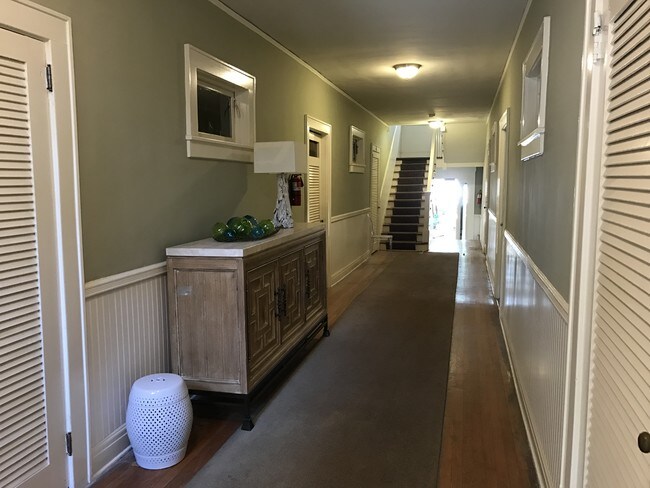 Foto del edificio - 916 Bromley Rd