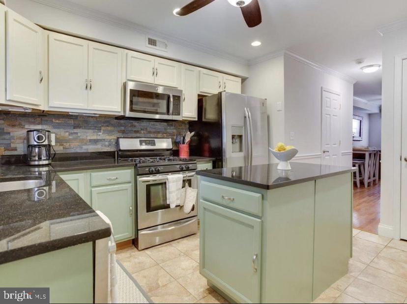 1303 Cooksie St, Baltimore, MD 21230 Townhome Rentals in Baltimore MD