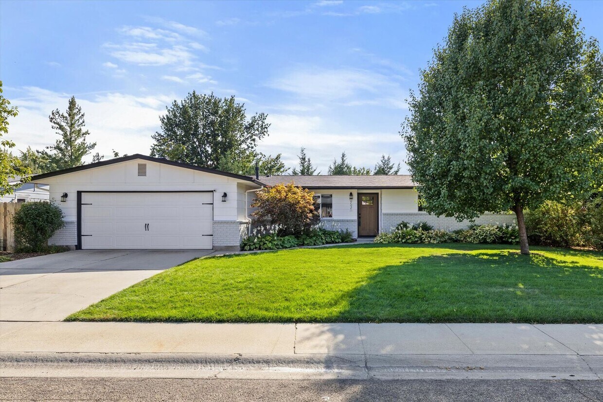 Foto principal - 3 Bed + Bonus in West Boise!