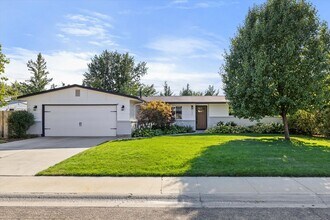 Building Photo - 9531 Atmore Dr