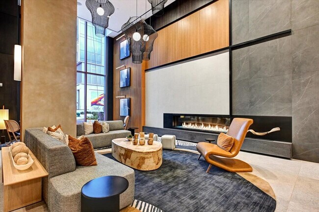 Foto del edificio - 12000 Inspiration St