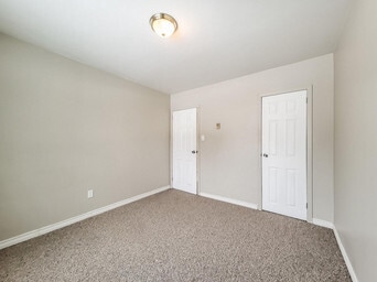 Building Photo - Wellington Court