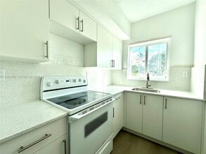 Building Photo - 234 NW 84th St