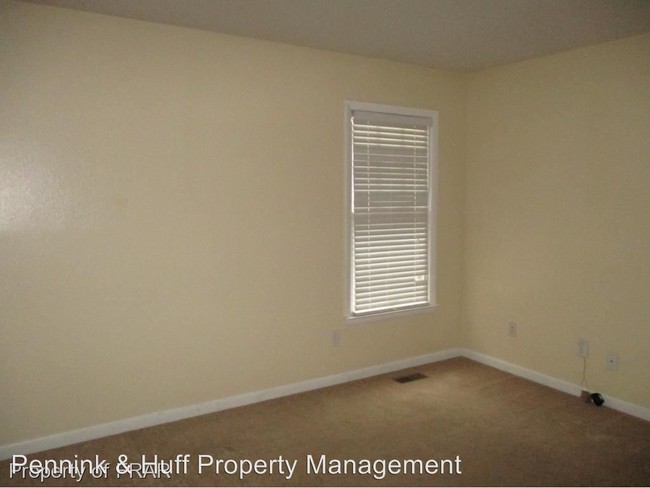 Building Photo - 1029 Hoke Loop Rd