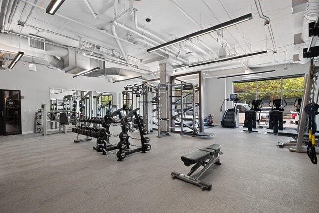 Building Photo - Radiate