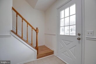 Building Photo - 6012 Westbourne Pl