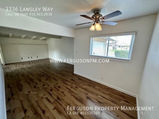 Building Photo - Dog Friendly Three Bedroom Home in Antelope