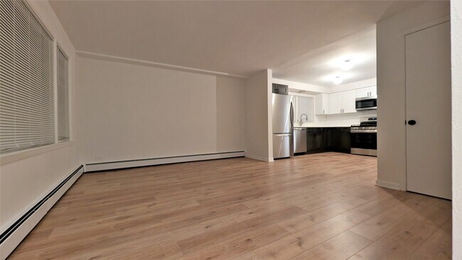 Foto del edificio - 728 Mulford St