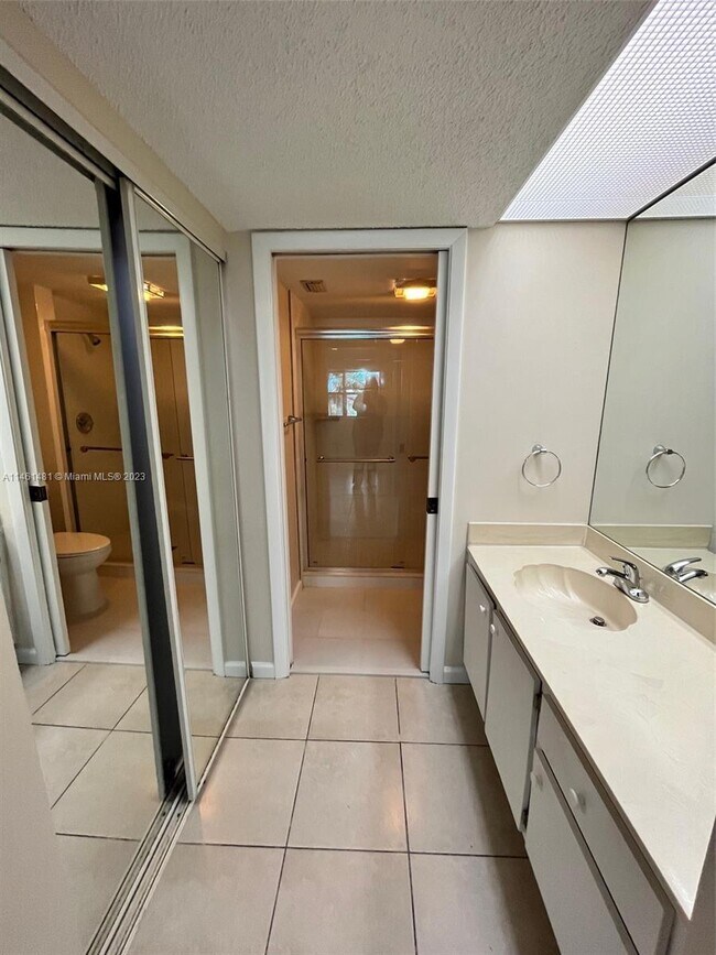 Foto del edificio - 2615 SE 21st Ct