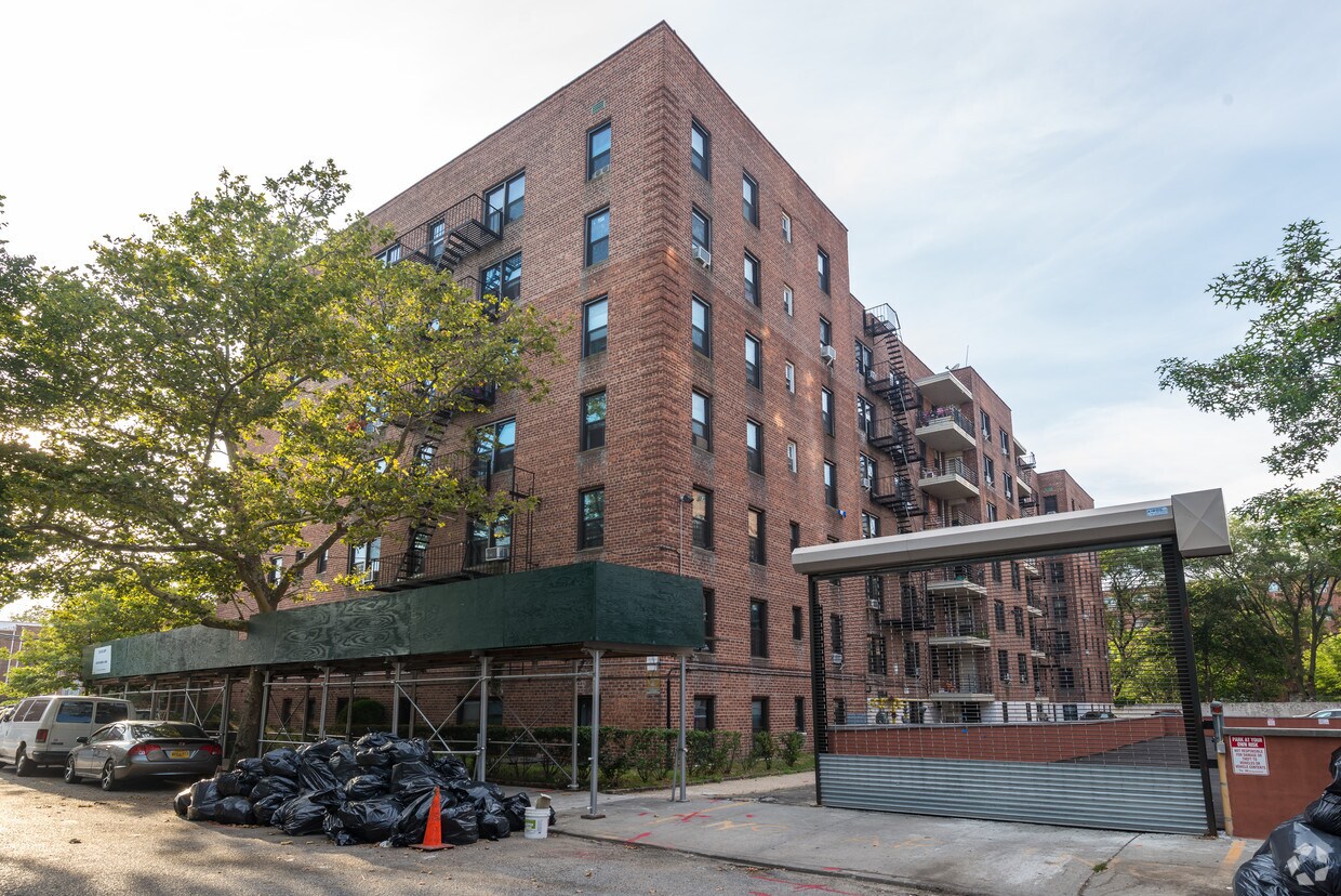 Foto principal - 2030 Elk Dr