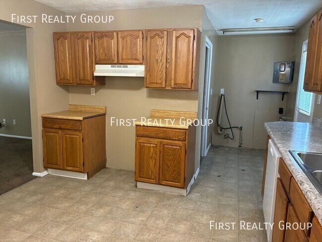 Foto del edificio - 27 Stadia Dr