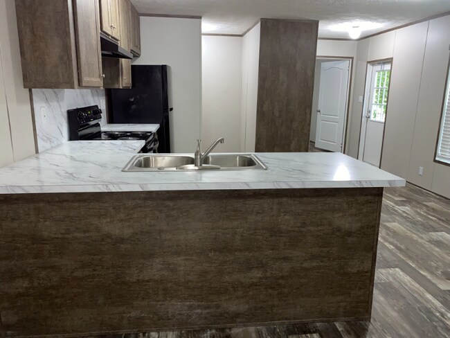 Foto del edificio - 2705 Dryden Rd
