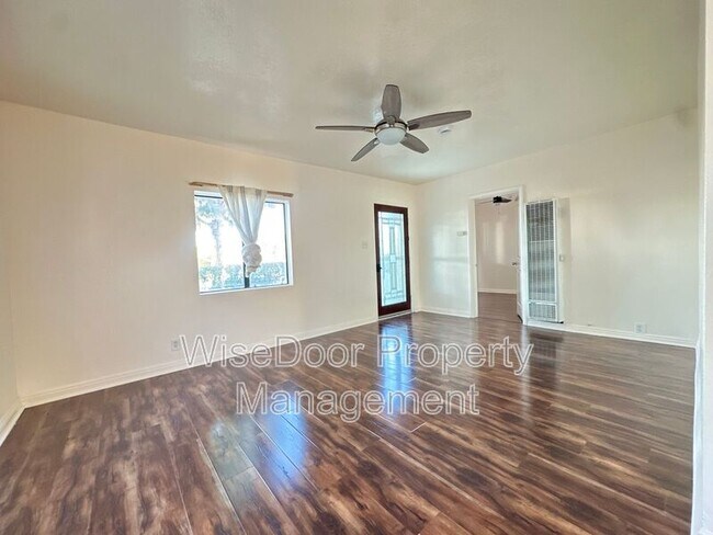 Foto del edificio - 6204 Gretna Ave