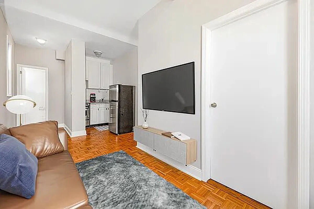 141 E 95th St Unit 8, New York, NY 10128 Apartment for Rent in New