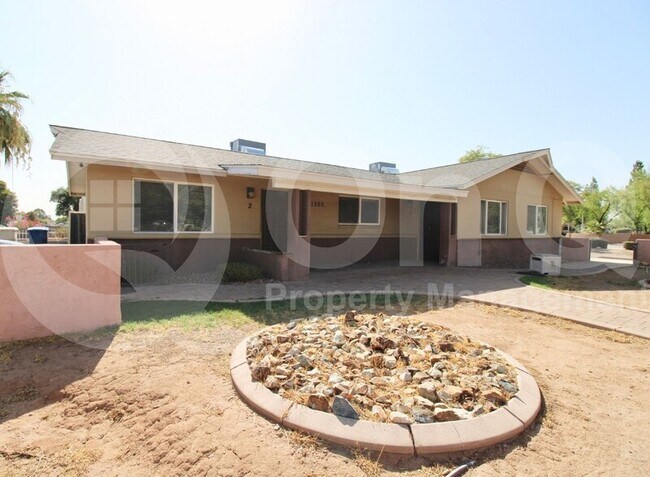 Building Photo - 1505 N Alma School Rd