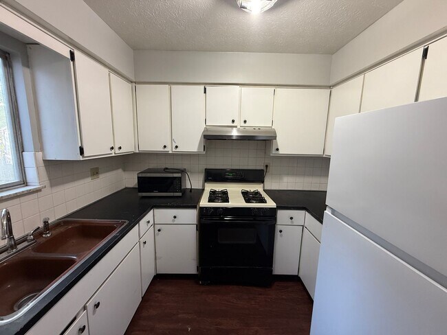 Foto del edificio - 881 E Wilbeth Rd