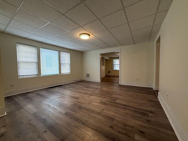 Foto del edificio - Updated 1-BR Apartment Now Available in Munhall/Homestead!