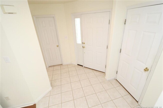 Foto del edificio - 10448 Neland St