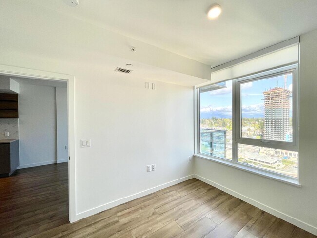 Building Photo - 10448 University Dr