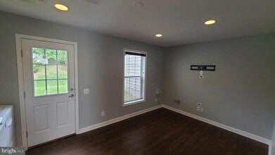 Building Photo - 42711 Wilmar Square