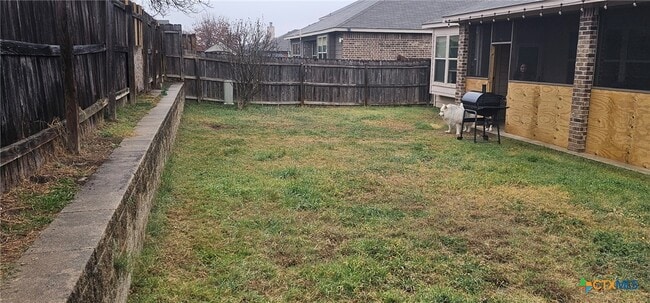 Foto del edificio - 6801 Alvin Dr