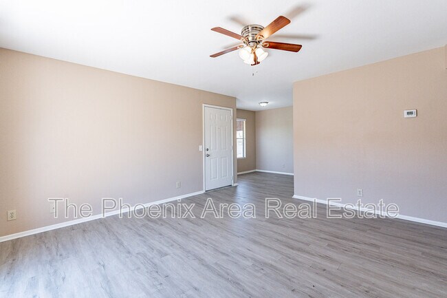 Building Photo - 16657 E Gunsight Dr