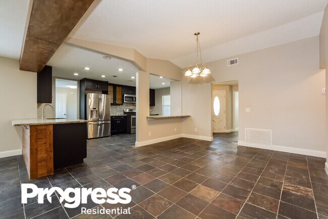 Building Photo - 9744 Heatherwood Ct