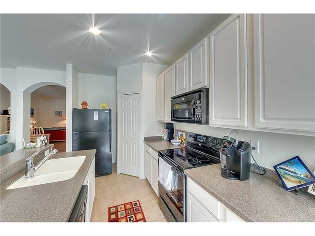 Building Photo - 3723 Parkridge Cir