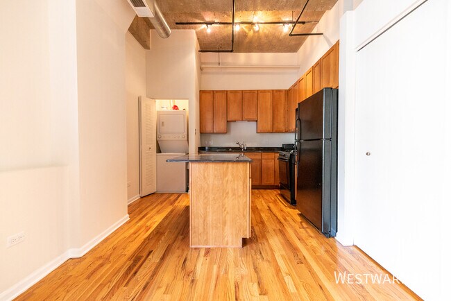 Foto del edificio - 758 N Larrabee St