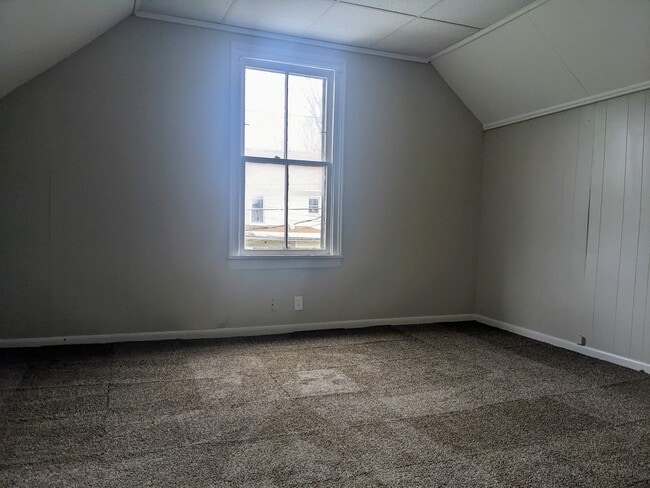 Living room - 351 Spink St