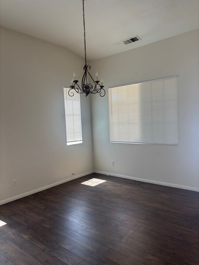 Foto del edificio - 14623 Blue Sage Rd