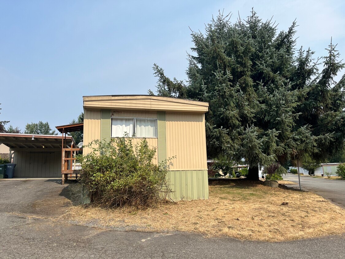 Foto principal - 6412 96th St E