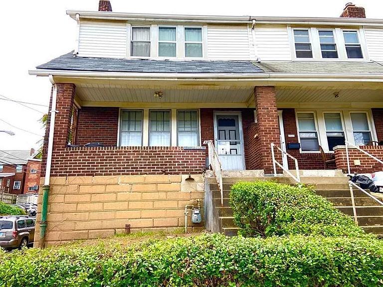 Primary Photo - 3301 Parkview Ave