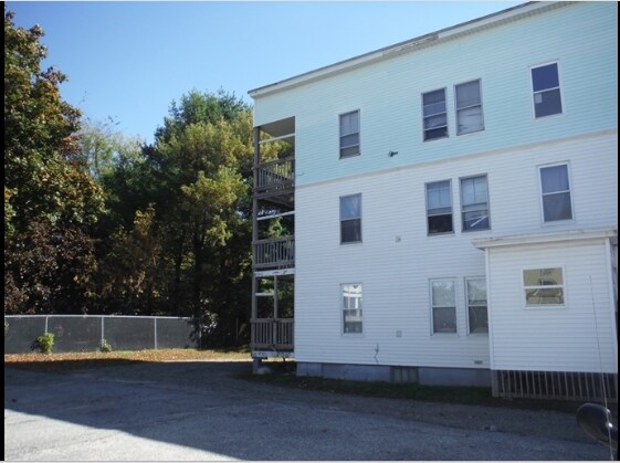Primary Photo - 926-928 Lisbon St