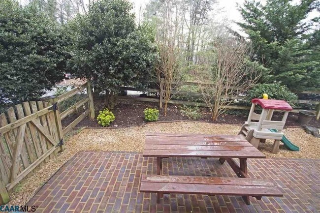 Foto del edificio - 3067 Amberfield Trail