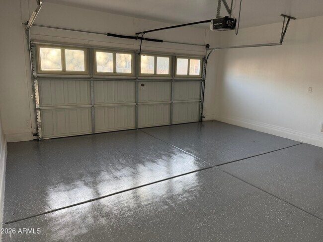 Foto del edificio - 2275 S Agnes Ln