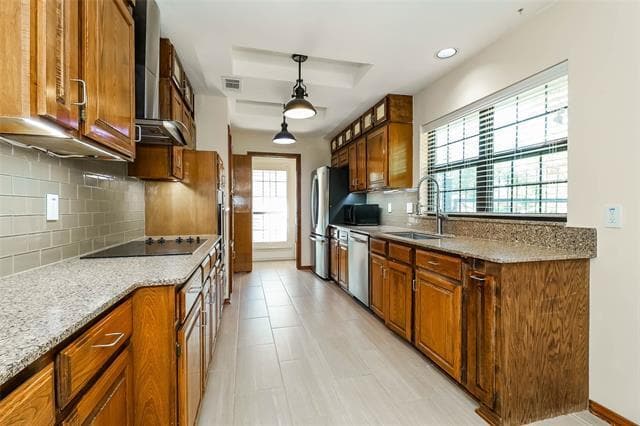 Building Photo - 428 Cozby Ave