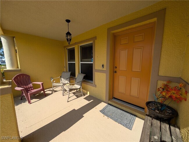 Building Photo - 212 NW 26th Ave