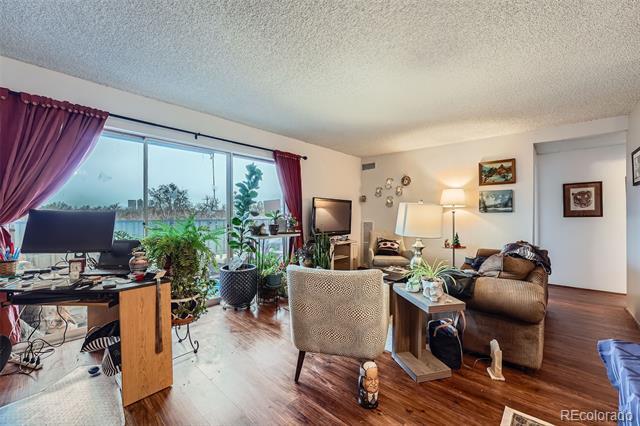 Building Photo - 1313 Steele St