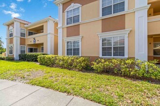 Building Photo - 1010 Villagio Cir