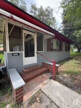 Building Photo - 9525 Kentucky St