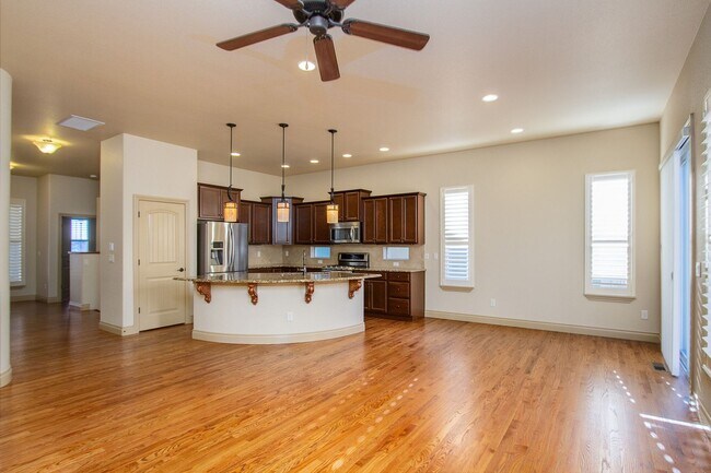Building Photo - Beautiful Ranch Floor Plan Home in Cordera!