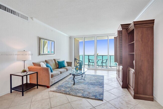 Foto del edificio - 2501 S Ocean Dr