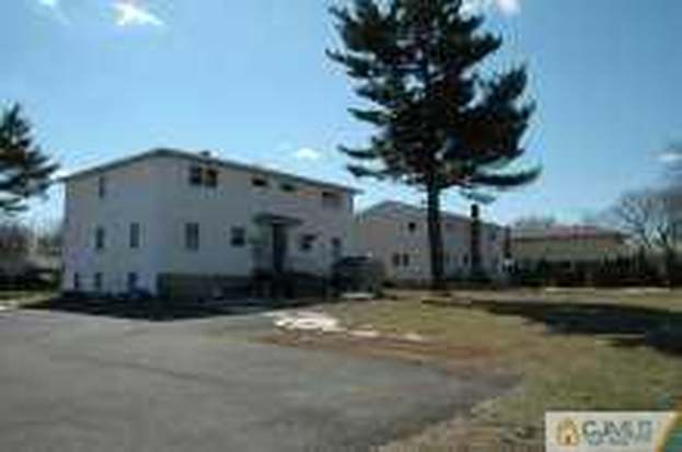 Building Photo - 1 Fairview Ave