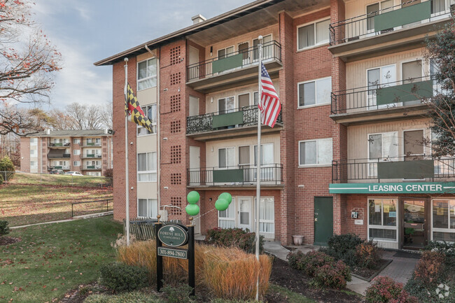 Leasing Office - Forest Hill Apartments