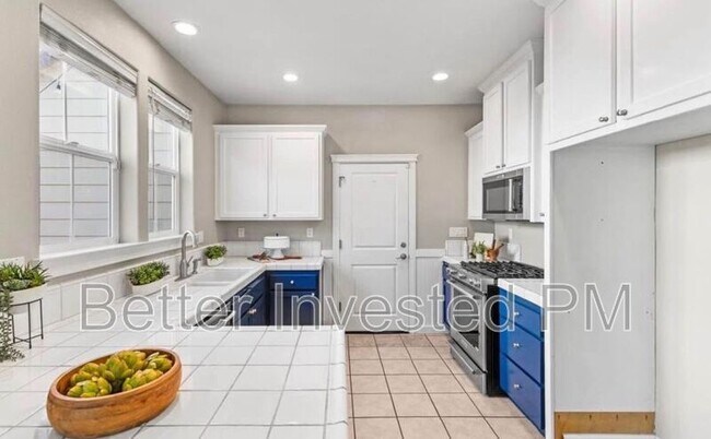 Building Photo - 2455 Prairie Ln