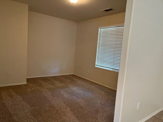 Foto del edificio - 1394 W Bella Oaks Way