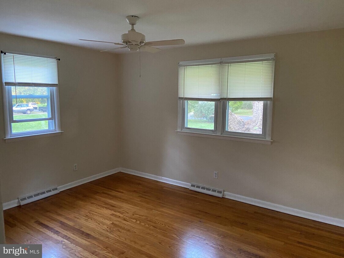 191 Perry Ave, Moorestown, NJ 08057 House Rental in Moorestown, NJ